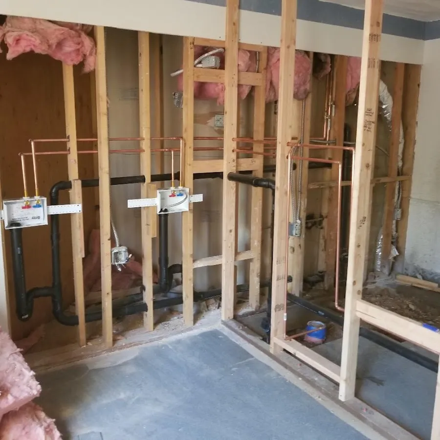Copper pipe rough-in and plumbing installation in Beardstown